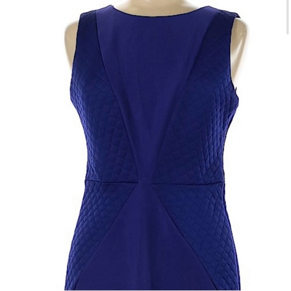 Bloomingdale’s Coast “Rotterdam” Bodycon Dress - Picture 1 of 6